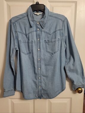 Indigo Thread Co. Light Chambray Snap Button-up Shirt